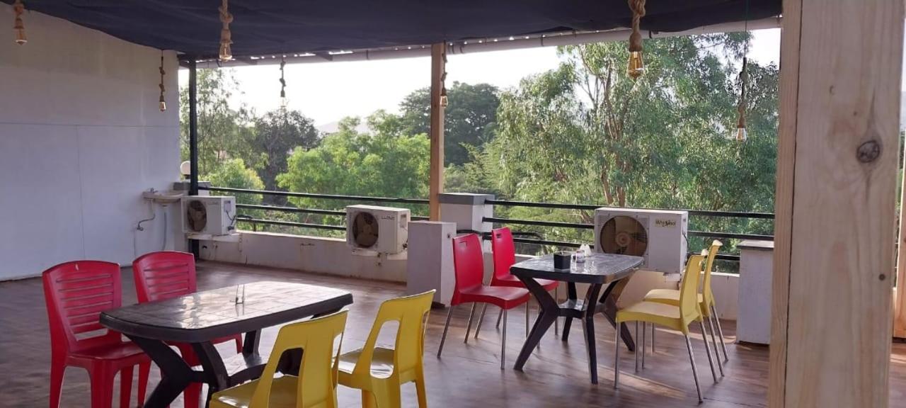 Karla Retreat Resort โลนาวาลา ภายนอก รูปภาพ